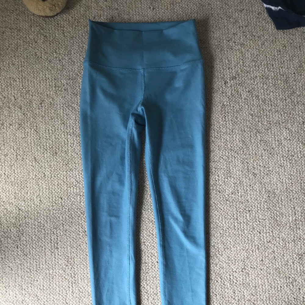 ALO YOGA HIGH-WAIST AIRBRUSH LEGGING